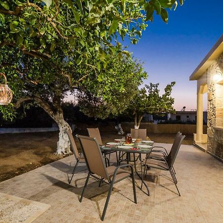 Nepheli Stone House Villa Platanos  ภายนอก รูปภาพ