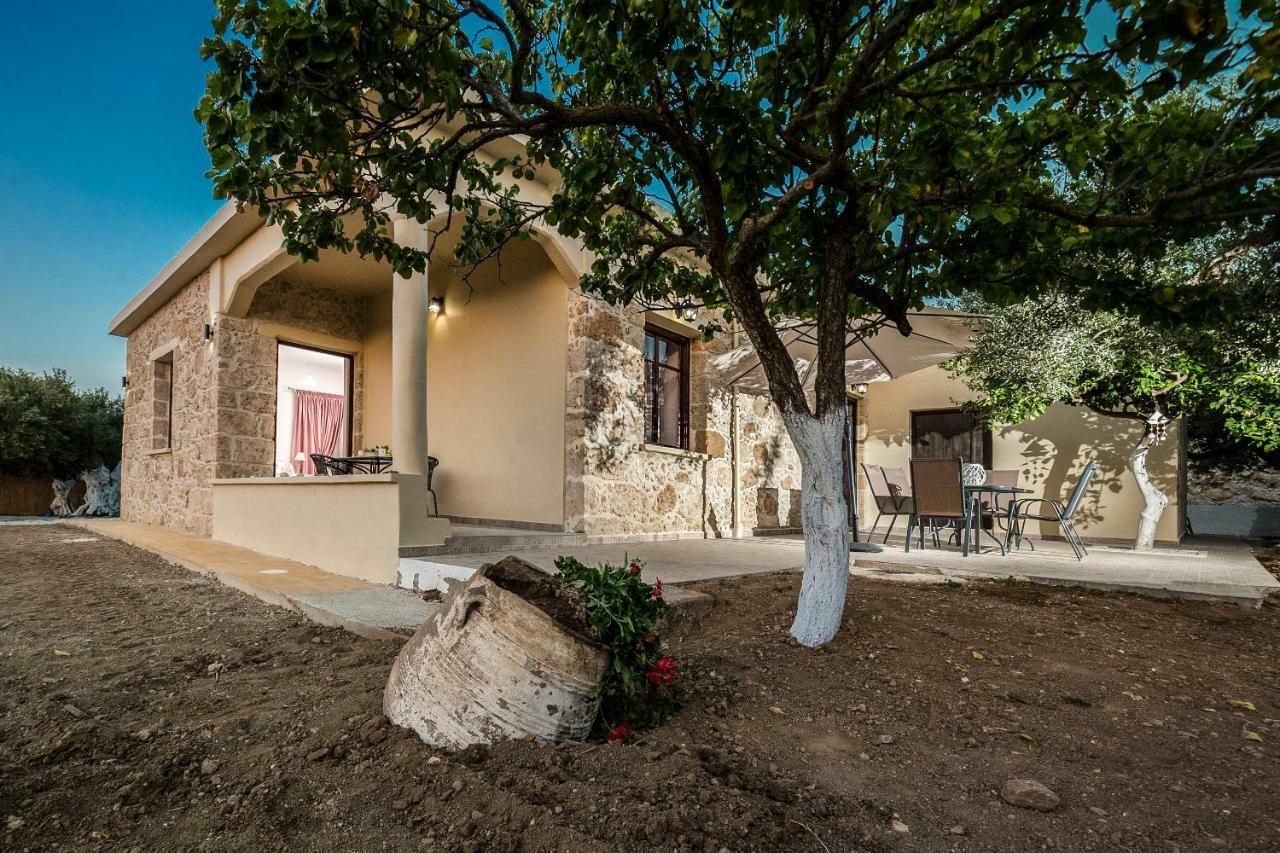 Nepheli Stone House Villa Platanos  ภายนอก รูปภาพ