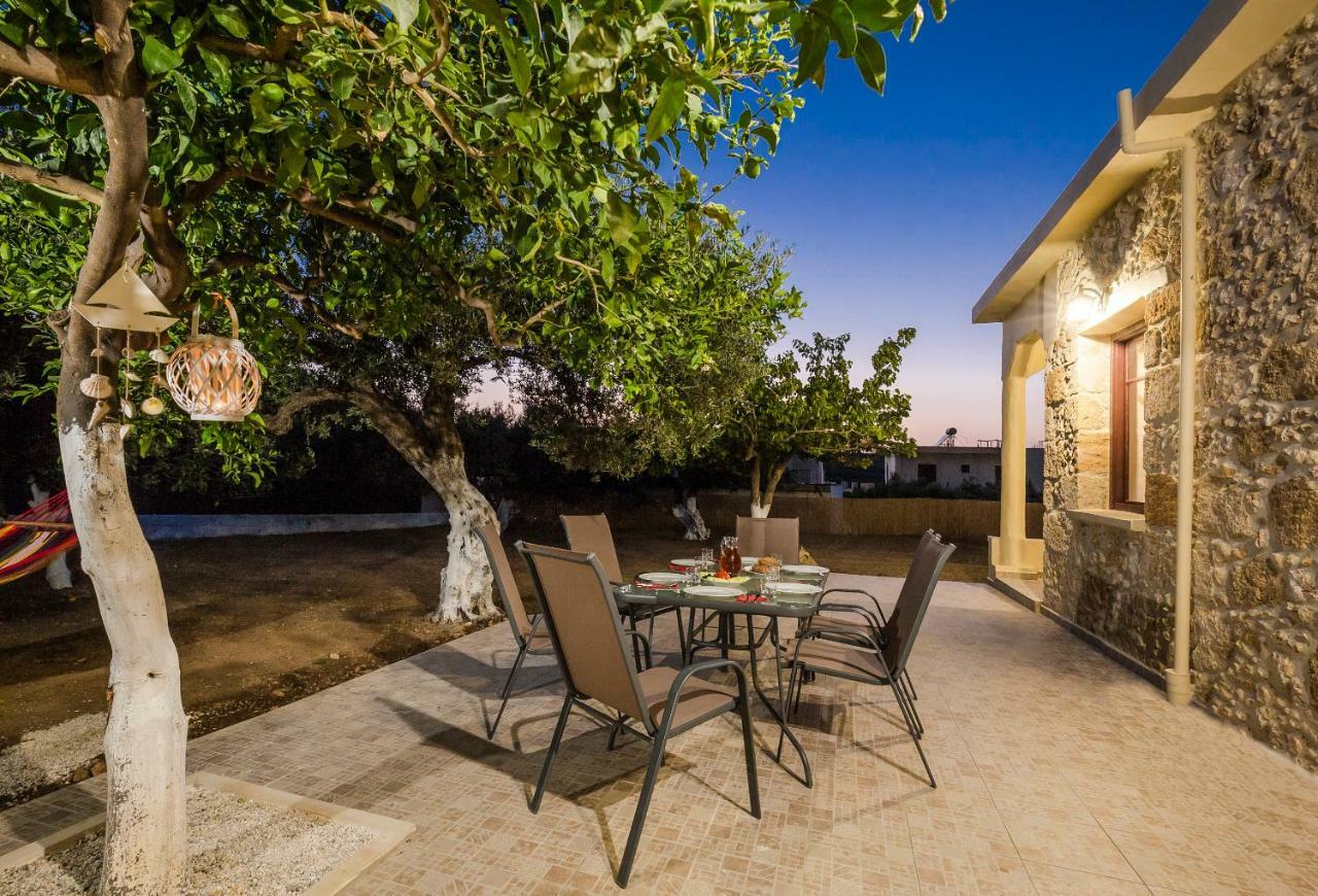 Nepheli Stone House Villa Platanos  ภายนอก รูปภาพ